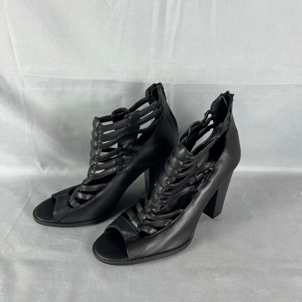 G By Guess Strappy Women's 9M Black Lattice Strap Peep Toe Black Heel Sandal